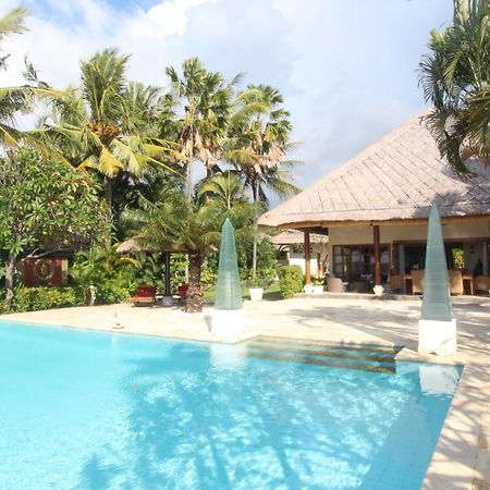 Villa Surgawi Lovina  Ngoại thất bức ảnh