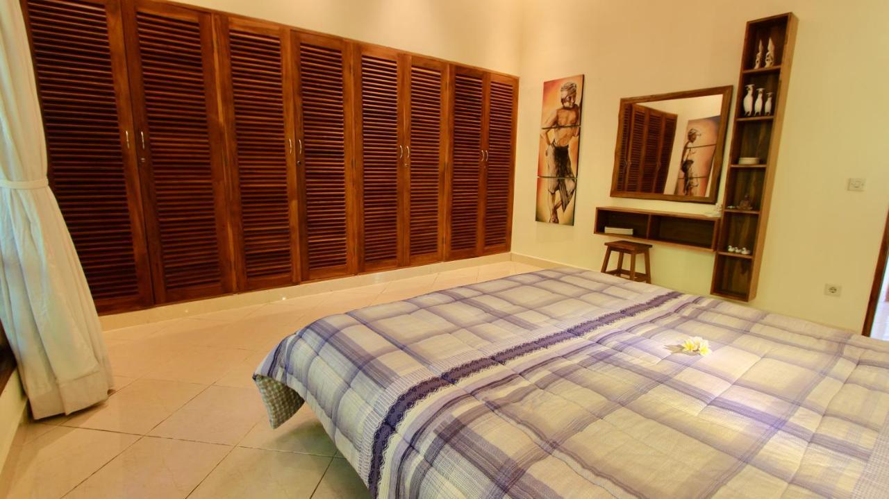 Villa Surgawi Lovina  Ngoại thất bức ảnh