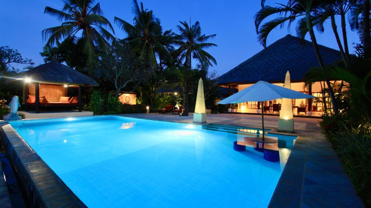 Villa Surgawi Lovina  Ngoại thất bức ảnh