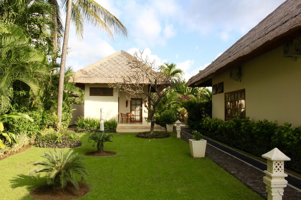 Villa Surgawi Lovina  Ngoại thất bức ảnh
