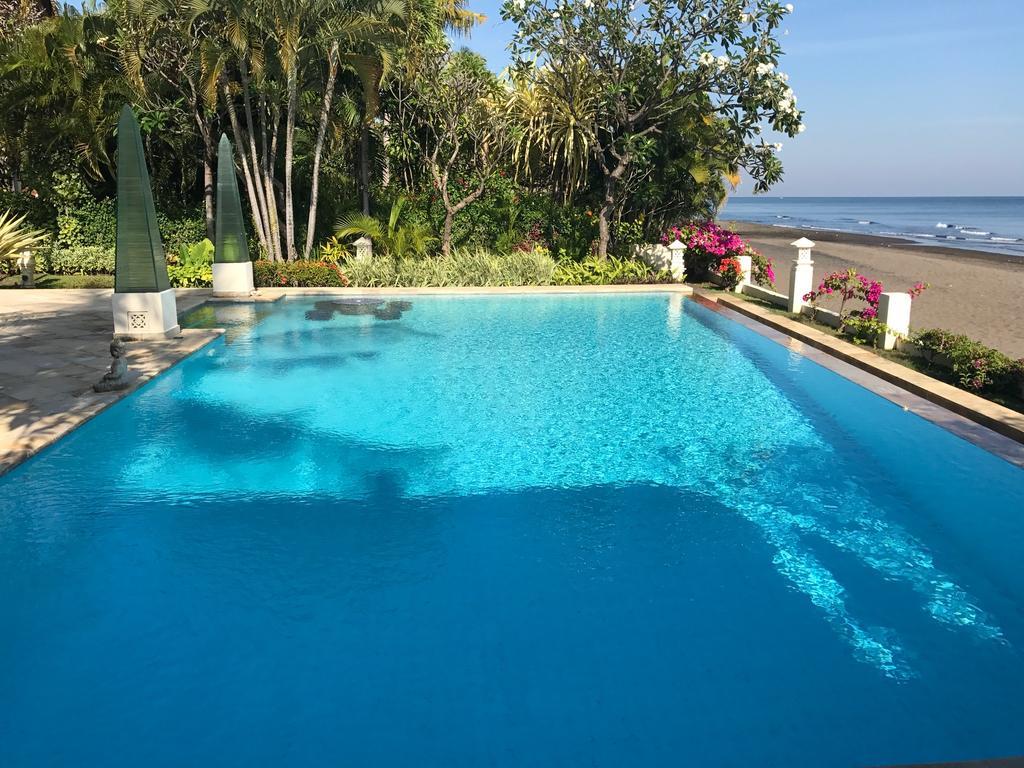 Villa Surgawi Lovina  Ngoại thất bức ảnh
