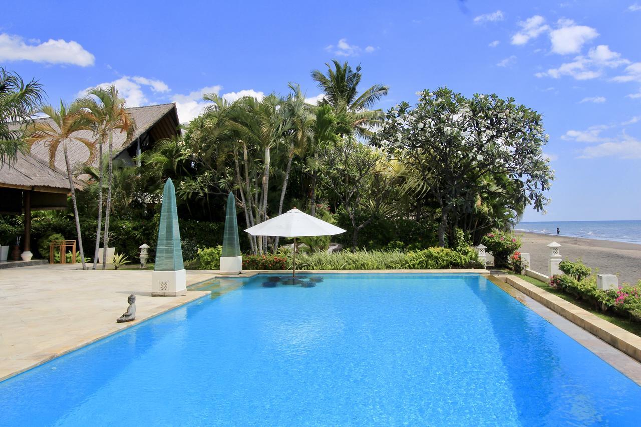 Villa Surgawi Lovina  Ngoại thất bức ảnh
